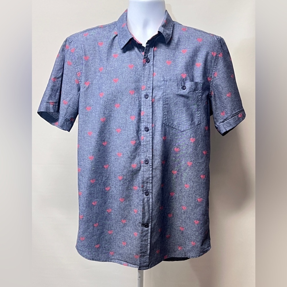 🛍️SUPERMAN Men’s Blue chambray short sleeve‎ shirt size S.